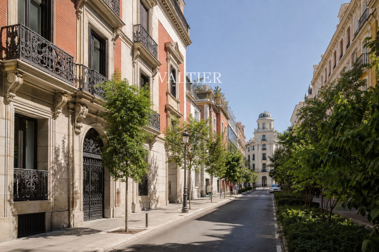 Luz y terraza en una reforma serena de Almagro, Madrid - Foto 25