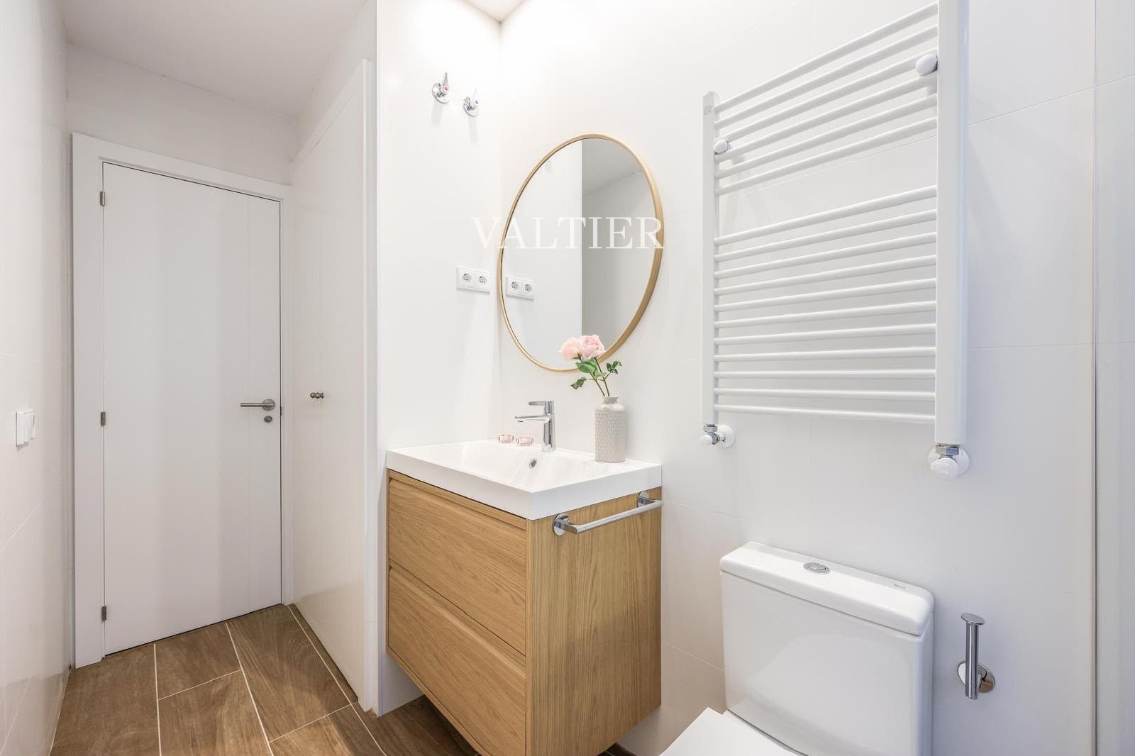 Una escala íntima en el Barrio de Salamanca, Madrid - Foto 14