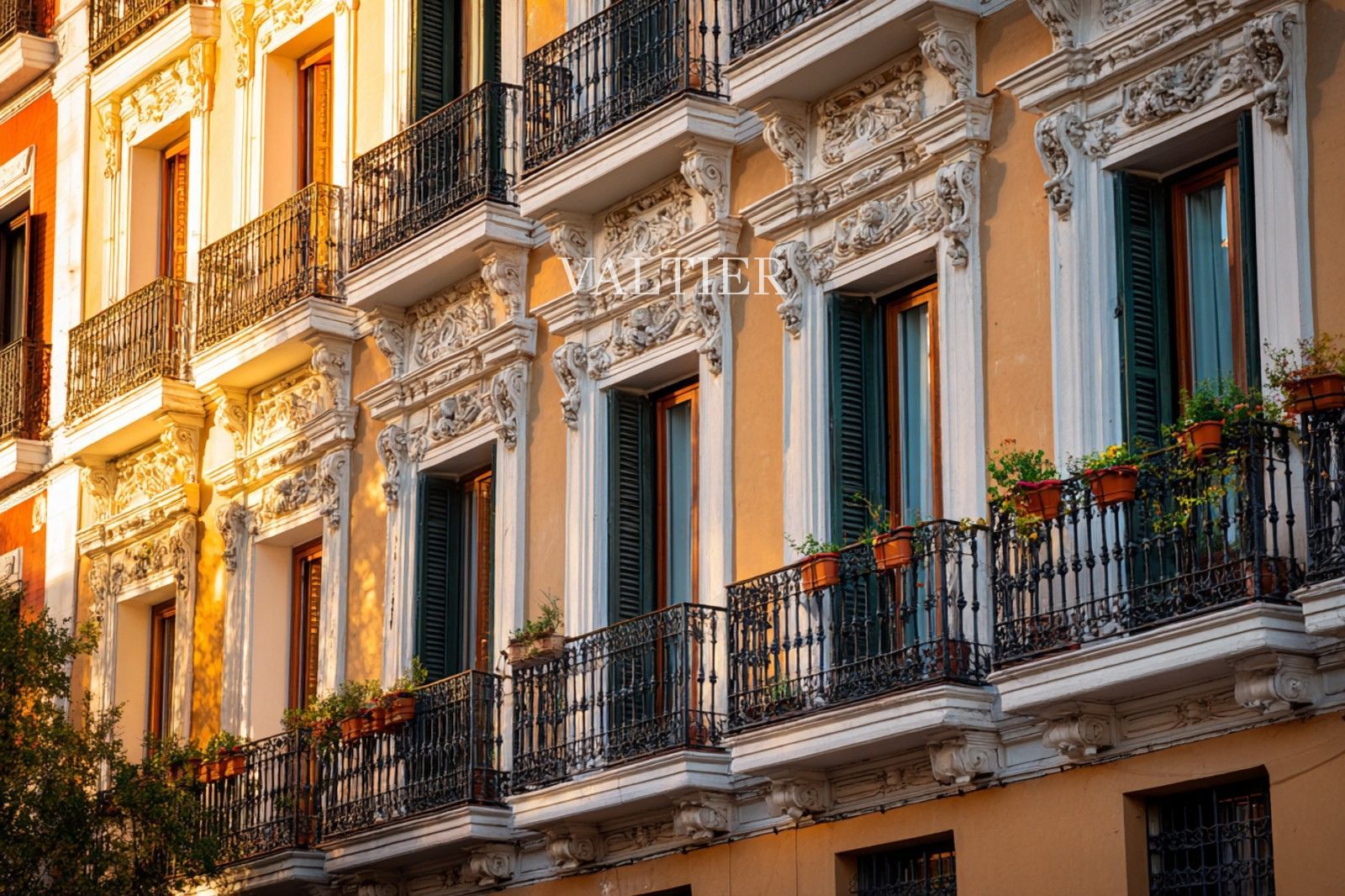 Dos balcones abiertos al corazón de Justicia, Madrid - Foto 13