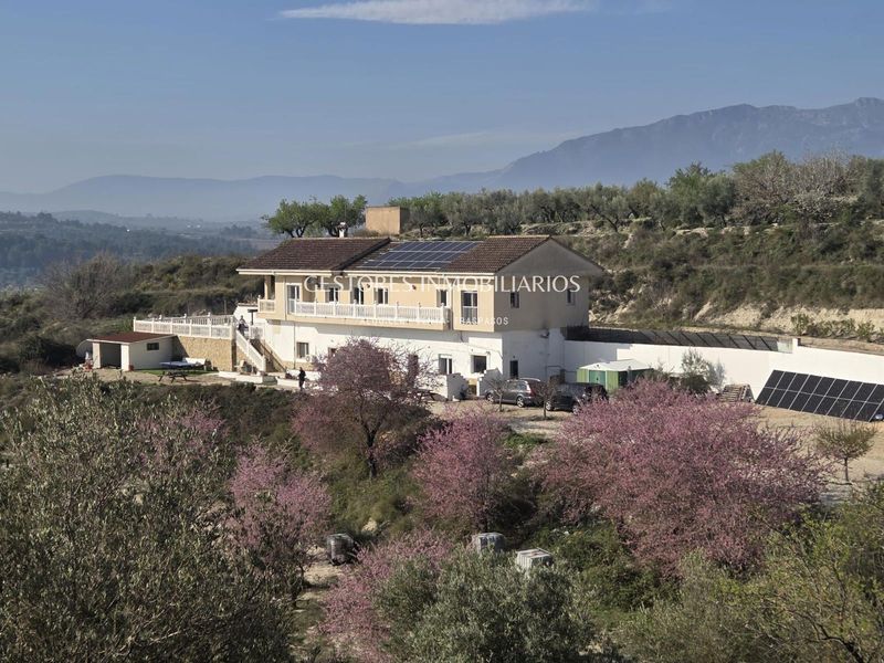 Chalet Independiente en venta Beniarrés, Alicante. Ref: 2126. Gestores Inmobiliarios