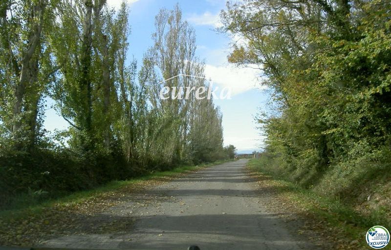 Terreny en venda Sant Pere Pescador, Girona. Ref: 1039. Agencia Eureka