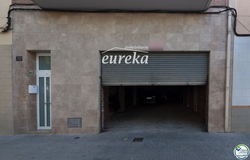 Local Comercial en venda Roses, Girona. Ref: 1043. Agencia Eureka