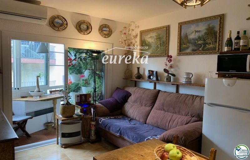 Pis en venda Empuriabrava, Girona. Ref: 1054. Agencia Eureka