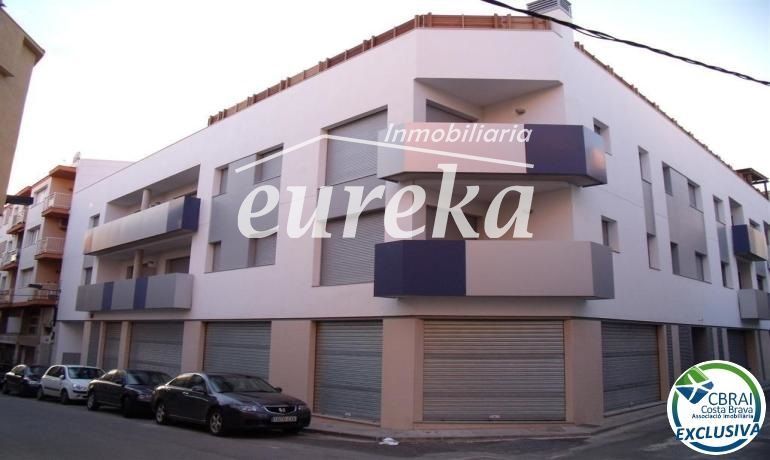 Local Comercial en venda Roses, Girona. Ref: 1117. Agencia Eureka