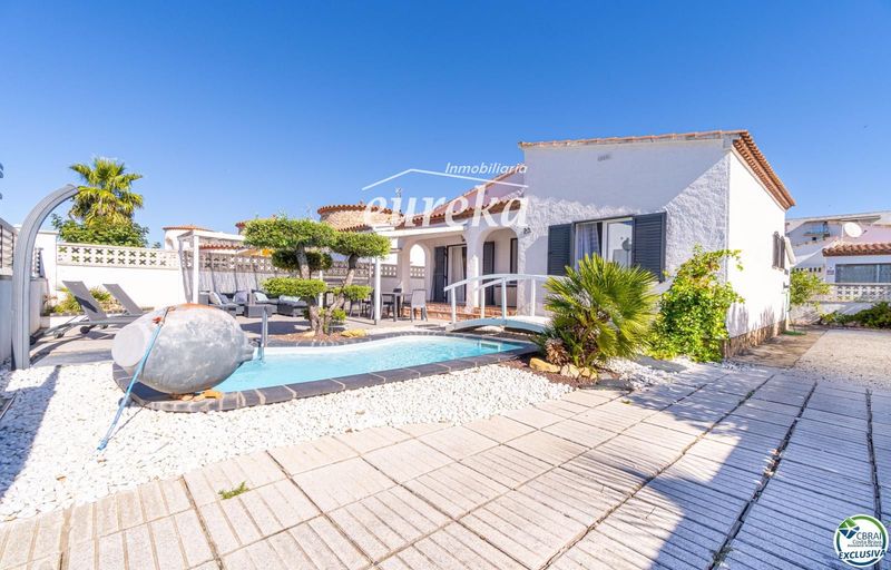 Xalet Independent en venda Roses, Girona. Ref: 2298. Agencia Eureka