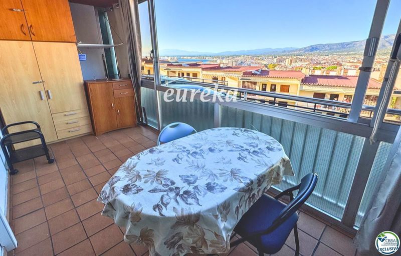 Piso en venta Roses, Girona. Ref: 2380. Agencia Eureka