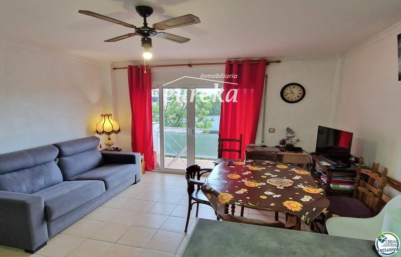 Piso en venta Roses, Girona. Ref: 2385. Agencia Eureka