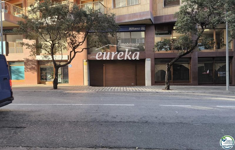 Garaje en venta Figueres, Girona. Ref: 2391. Agencia Eureka