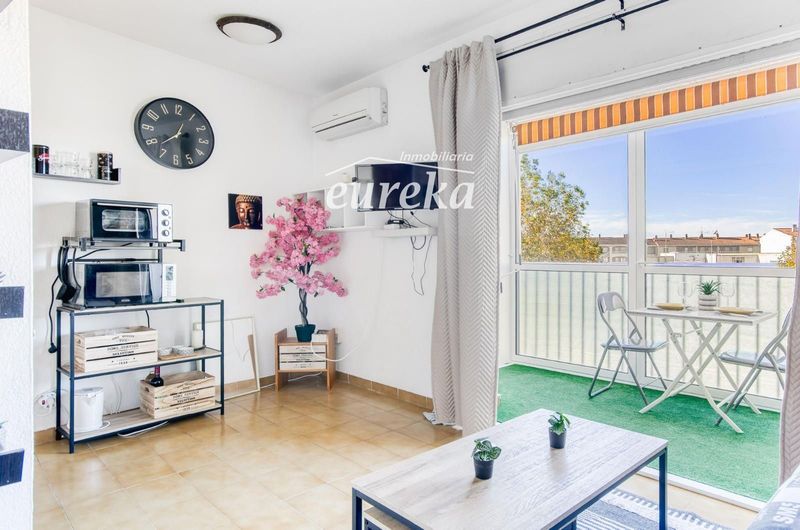 Piso en venta Empuriabrava, Girona. Ref: 2400. Agencia Eureka