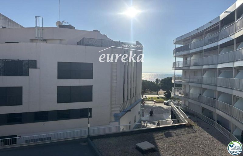 Wohnung zu verkaufen Roses, Girona. Ref: 2445. Agencia Eureka