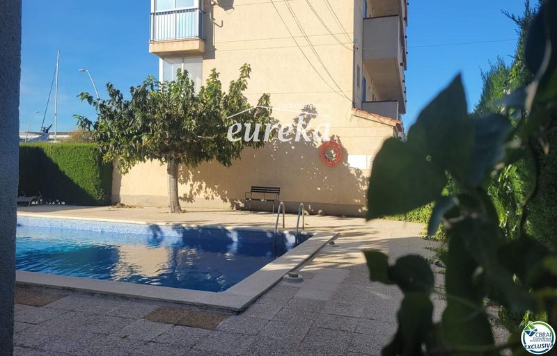 Wohnung zu verkaufen Roses, Girona. Ref: 2450. Agencia Eureka