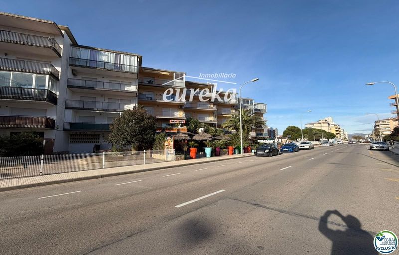 Wohnung zu verkaufen Roses, Girona. Ref: 2458. Agencia Eureka