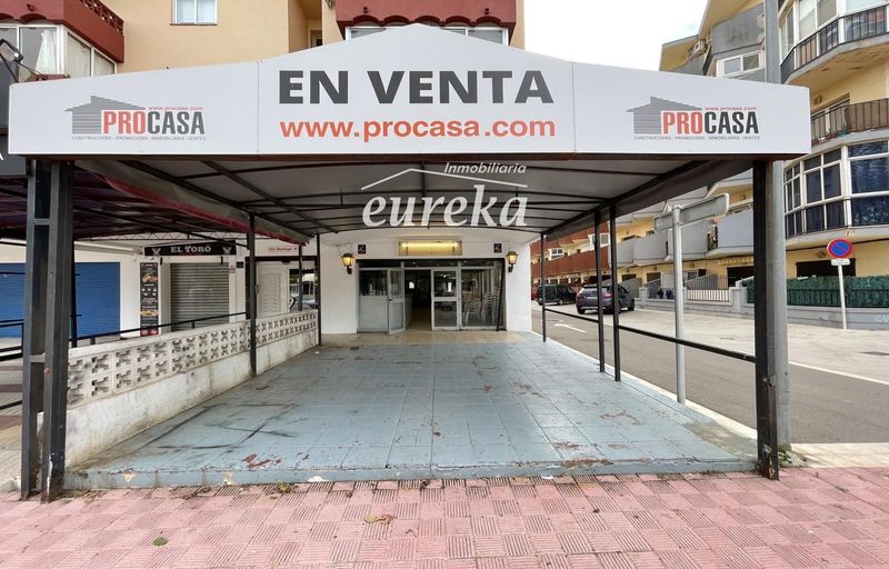 Local Comercial en venta Empuriabrava, Girona. Ref: 2477. Agencia Eureka