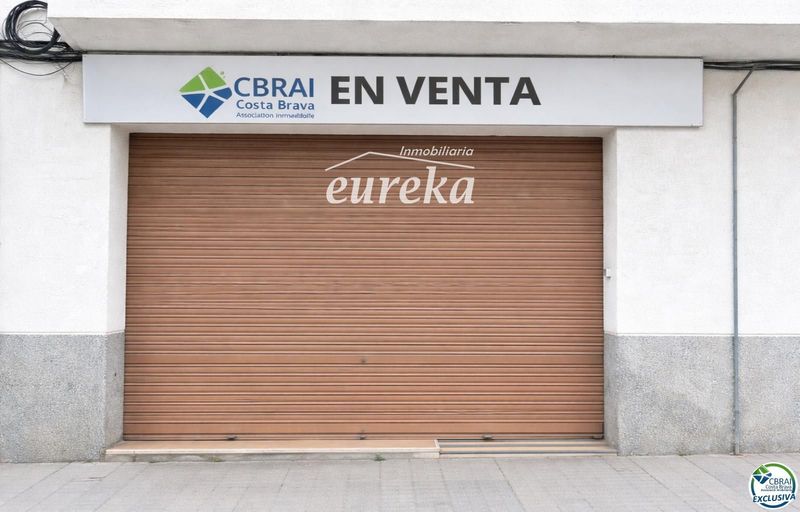 Locaux en vente Roses, Girona. Ref: 2481. Agencia Eureka
