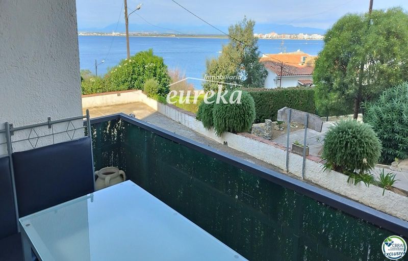 Piso en venta Roses, Girona. Ref: 2483. Agencia Eureka