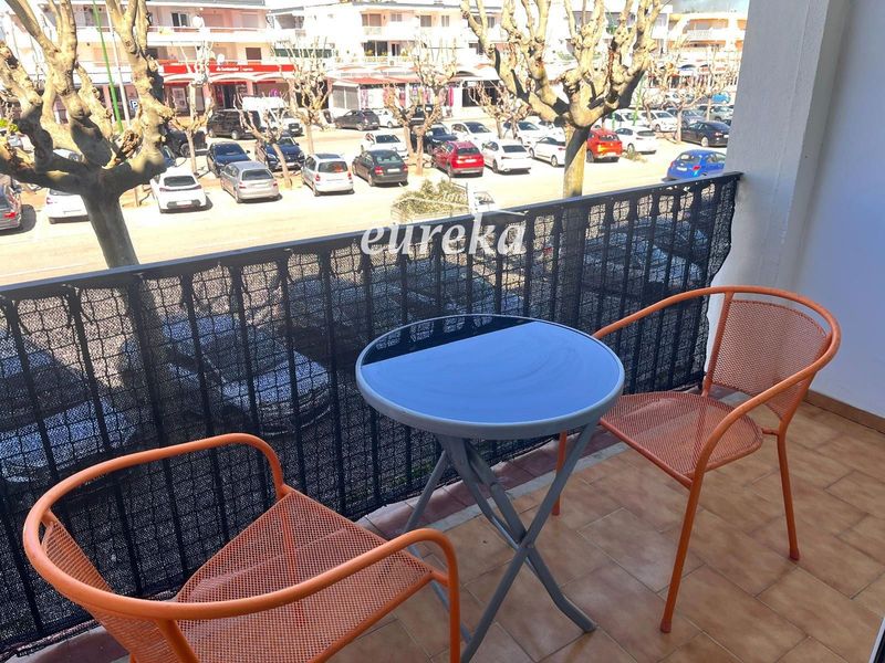 Piso en venta Empuriabrava, Girona. Ref: 2519. Agencia Eureka