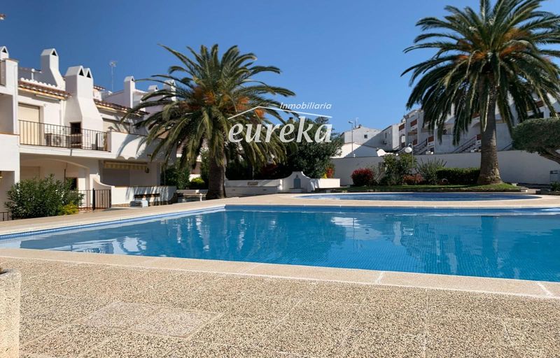 Piso en venta Roses, Girona. Ref: 2524. Agencia Eureka