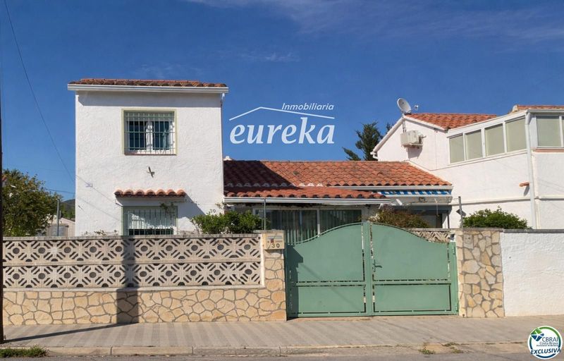 Chalet Independiente en venta Roses, Girona. Ref: 2551. Agencia Eureka