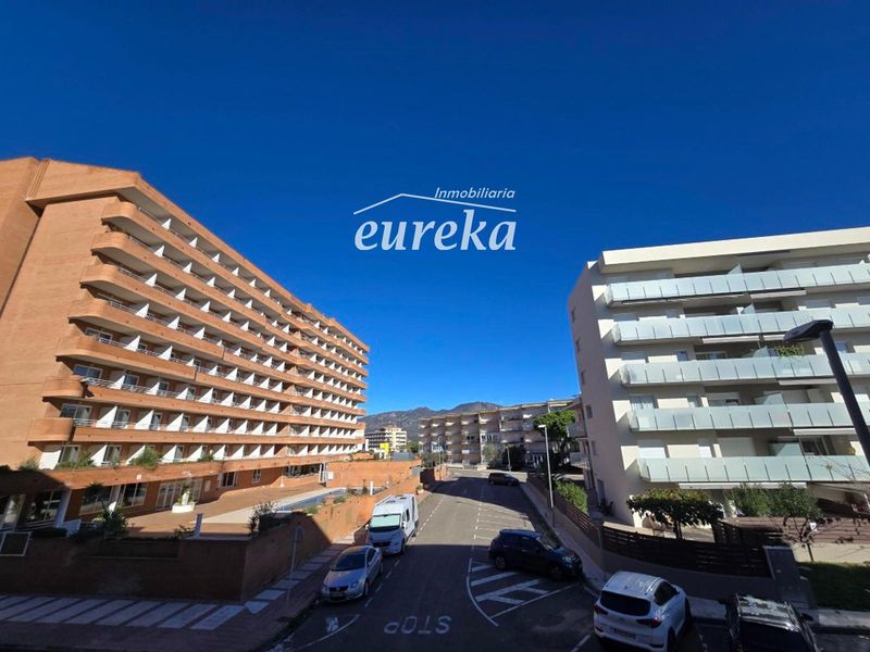 Pis en venda Roses, Girona. Ref: 2583. Agencia Eureka