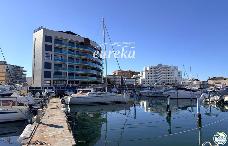 Liegeplatz zu verkaufen Roses, Girona. Ref: 2611. Agencia Eureka