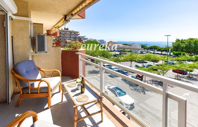 Flat for sale Roses, Girona. Ref: 2635. Agencia Eureka