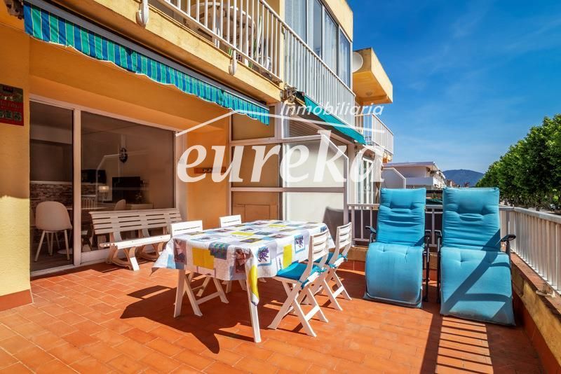 Appartement en vente Empuriabrava, Girona. Ref: 2698. Agencia Eureka