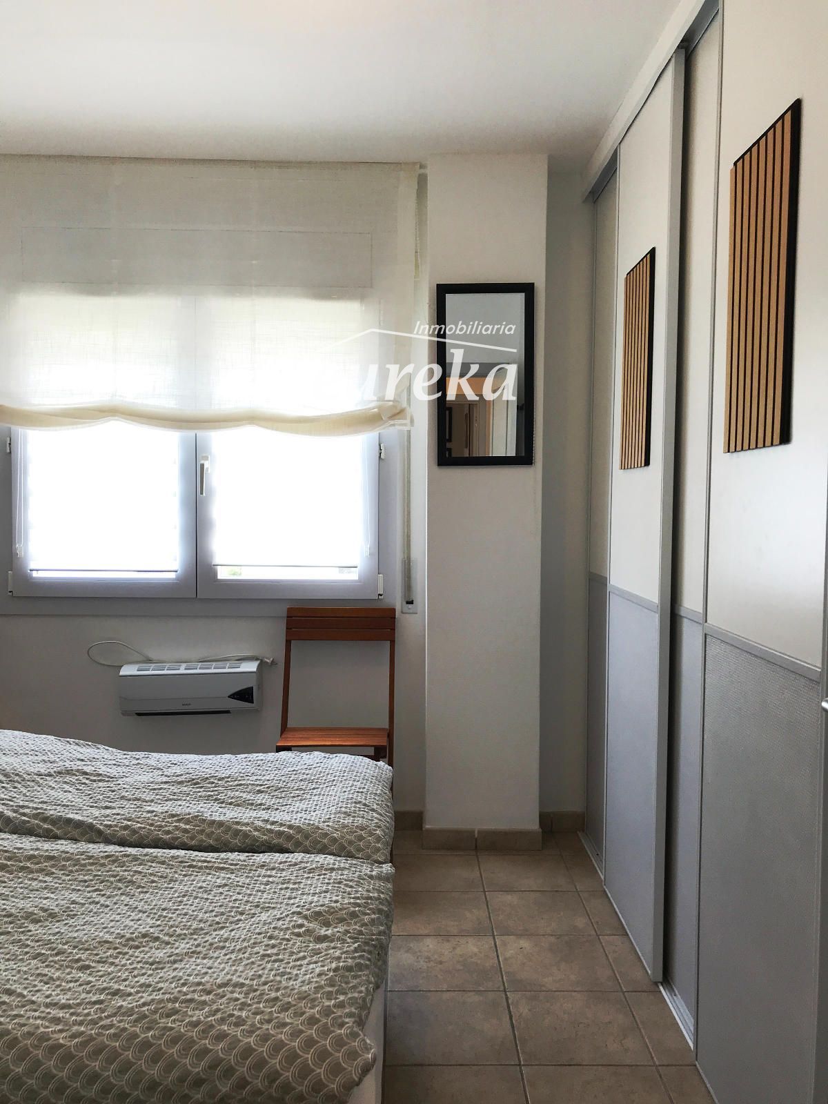 3-Zimmer-Wohnung mit Pool und privatem Parkplatz in Santa Margarita Roses