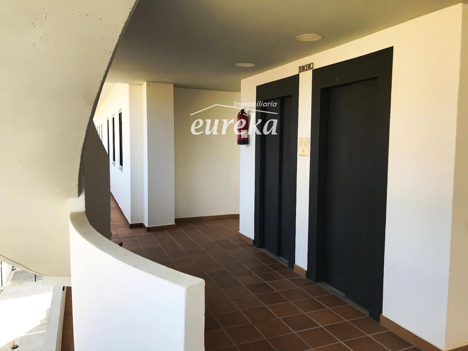 3-Zimmer-Wohnung mit Pool und privatem Parkplatz in Santa Margarita Roses