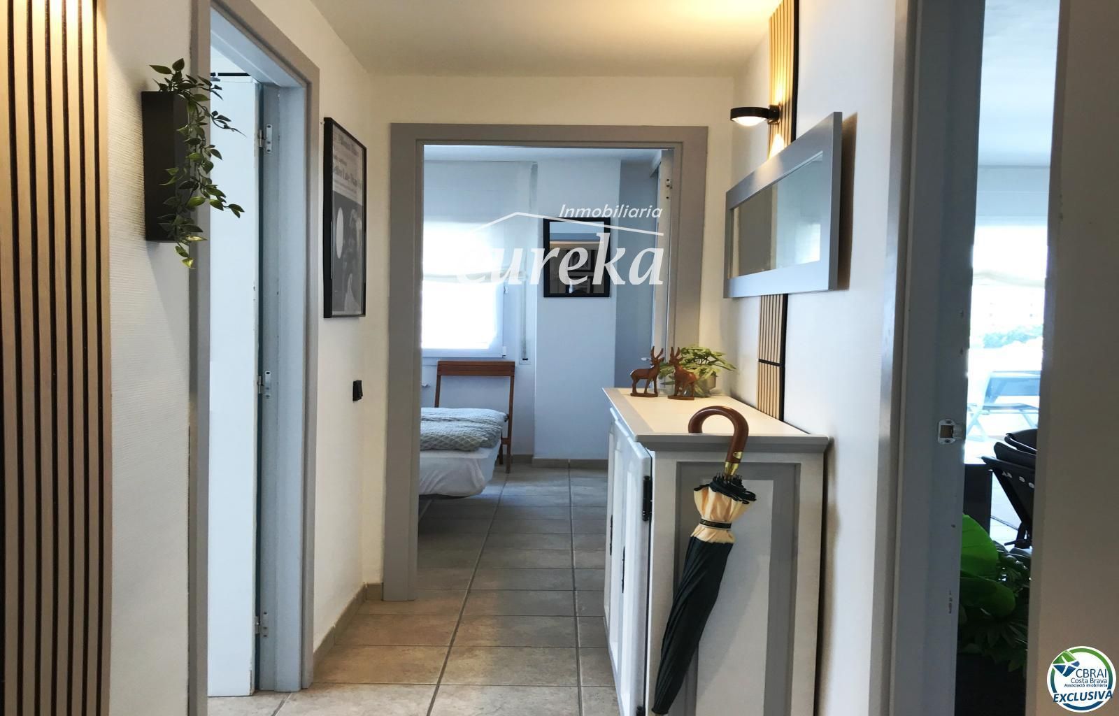 3-Zimmer-Wohnung mit Pool und privatem Parkplatz in Santa Margarita Roses