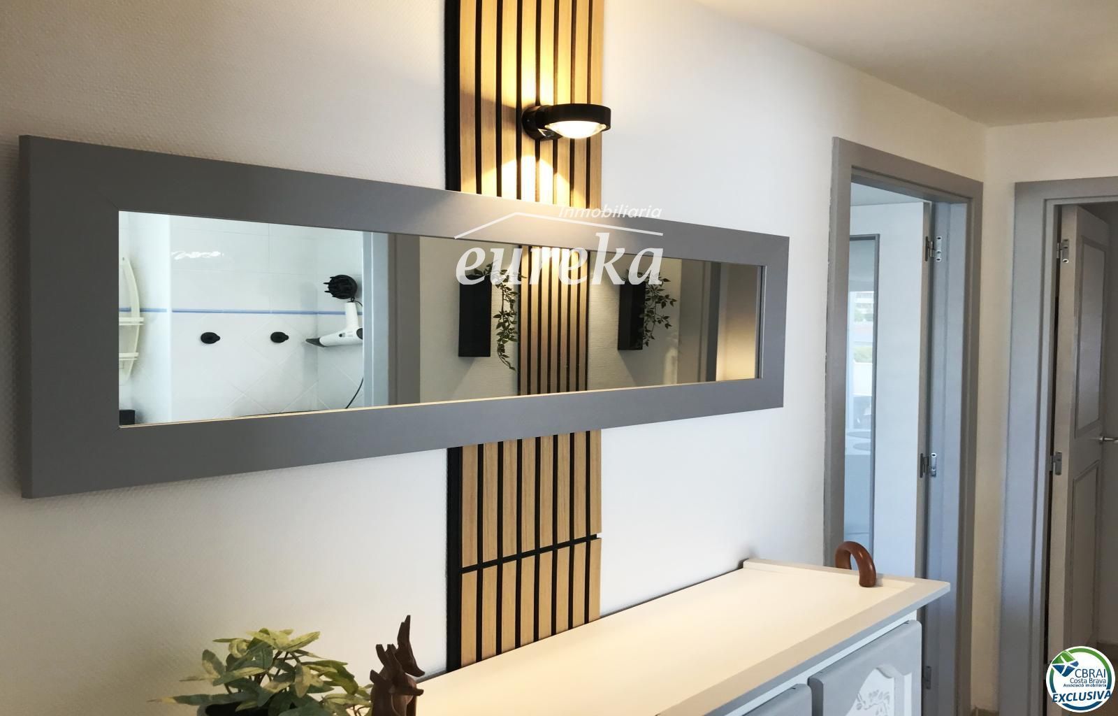 3-Zimmer-Wohnung mit Pool und privatem Parkplatz in Santa Margarita Roses