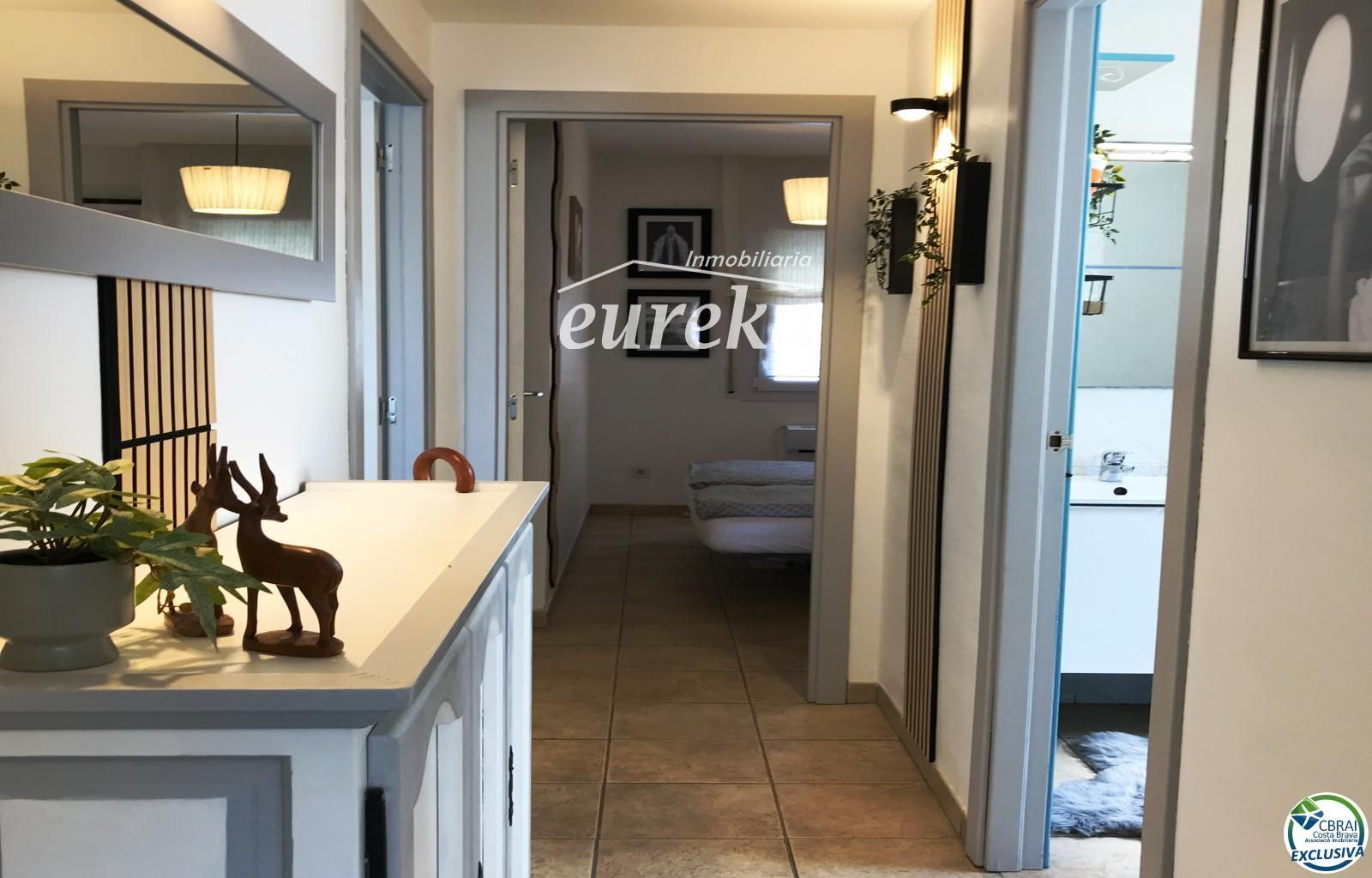 3-Zimmer-Wohnung mit Pool und privatem Parkplatz in Santa Margarita Roses