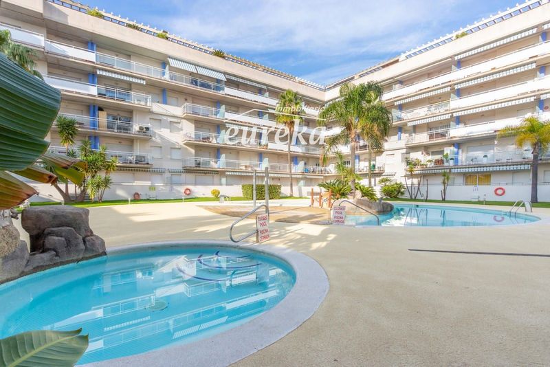 Flat for sale Roses, Girona. Ref: 2724. Agencia Eureka