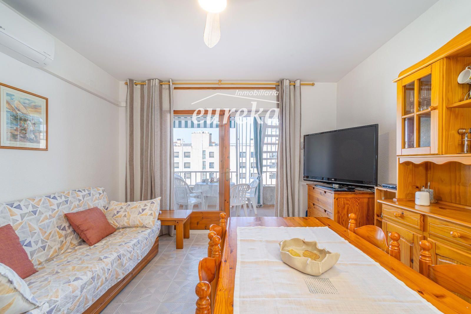 PORT MOXÓ Encantador apartamento de 2 dormitorios con vistas al canal, solárium y parking privado exterior - Foto 8