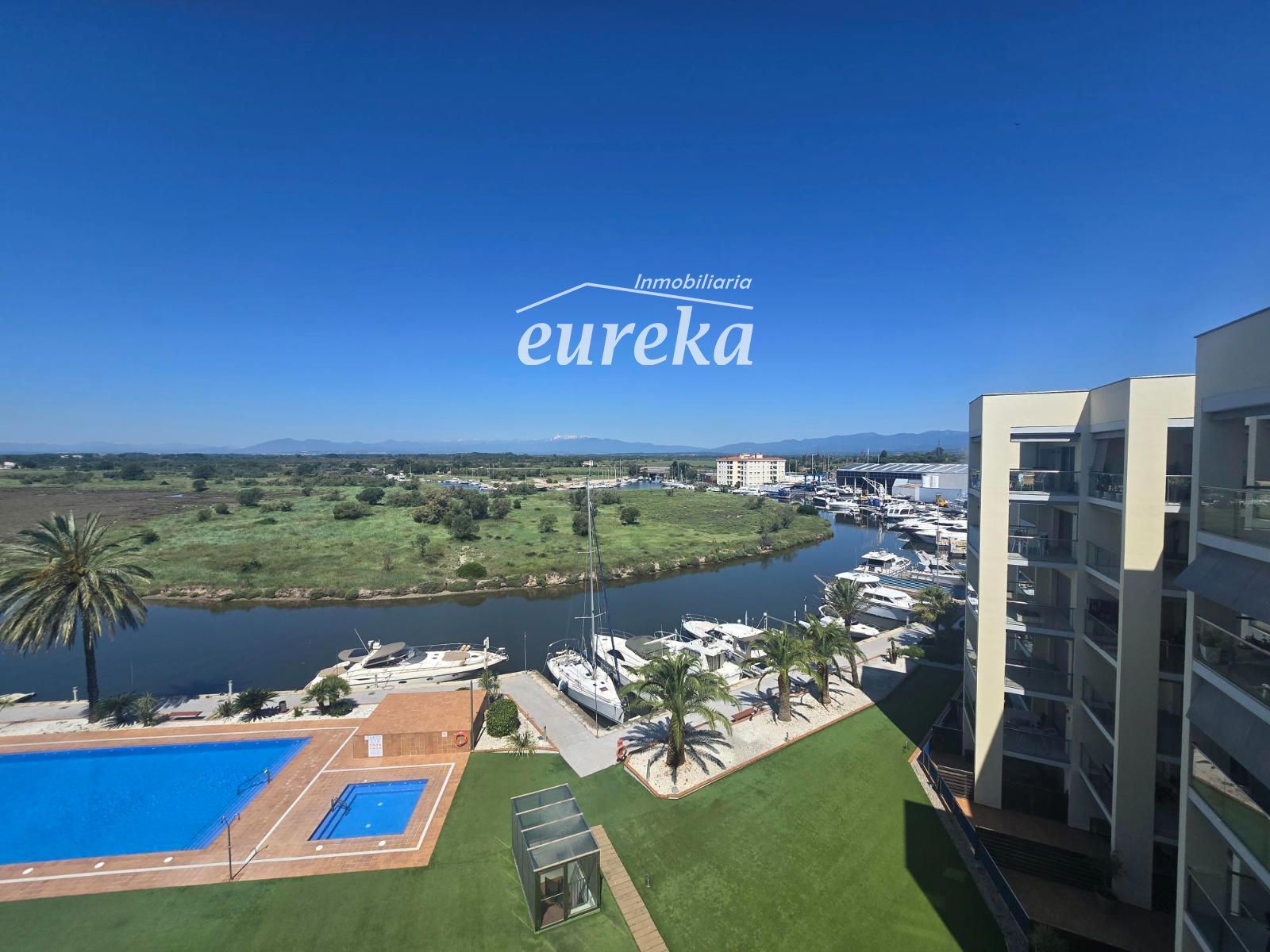 Apartament a última planta a Santa Margarita Roses