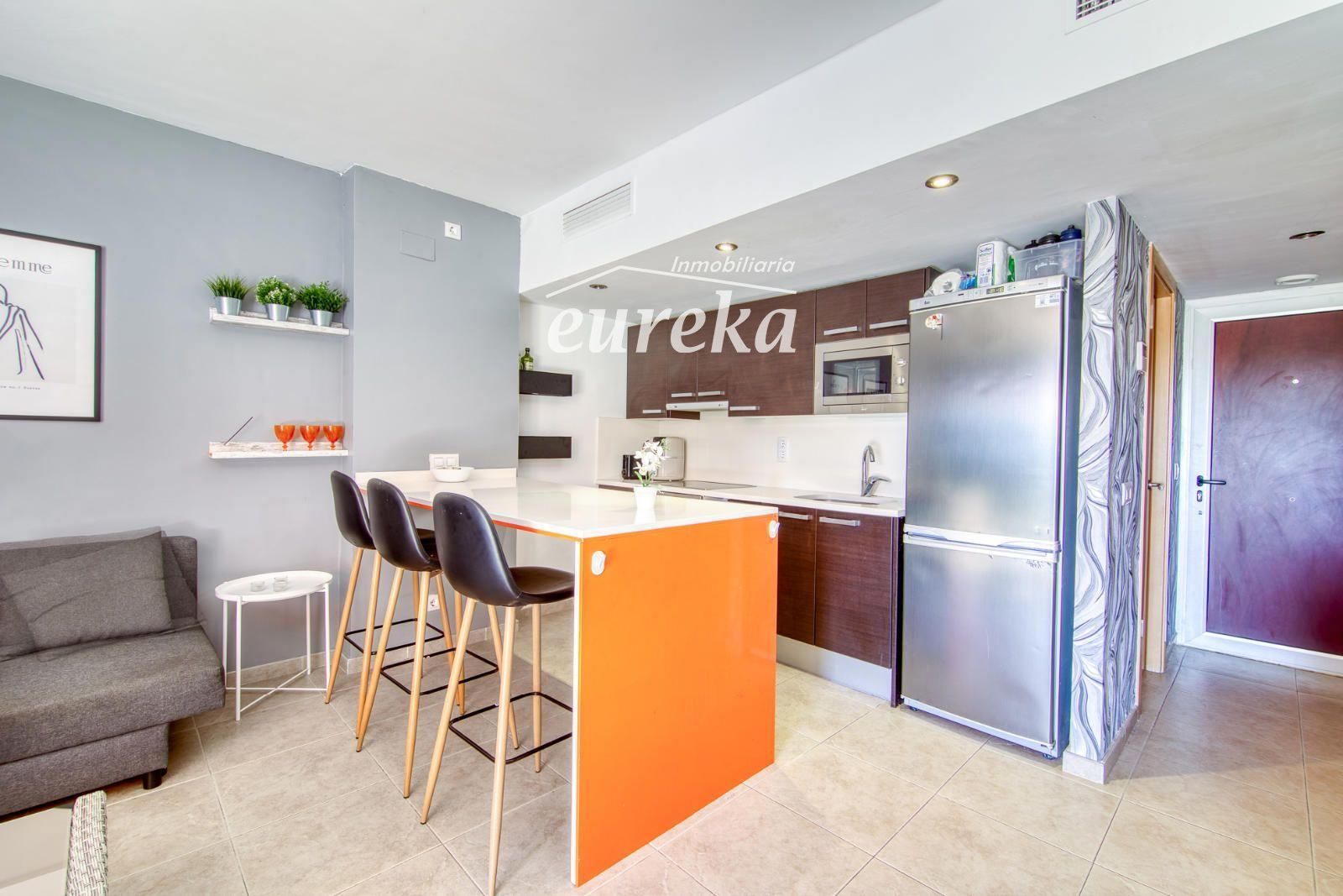Apartamento moderno en planta baja con terraza y piscina en Santa Margarita