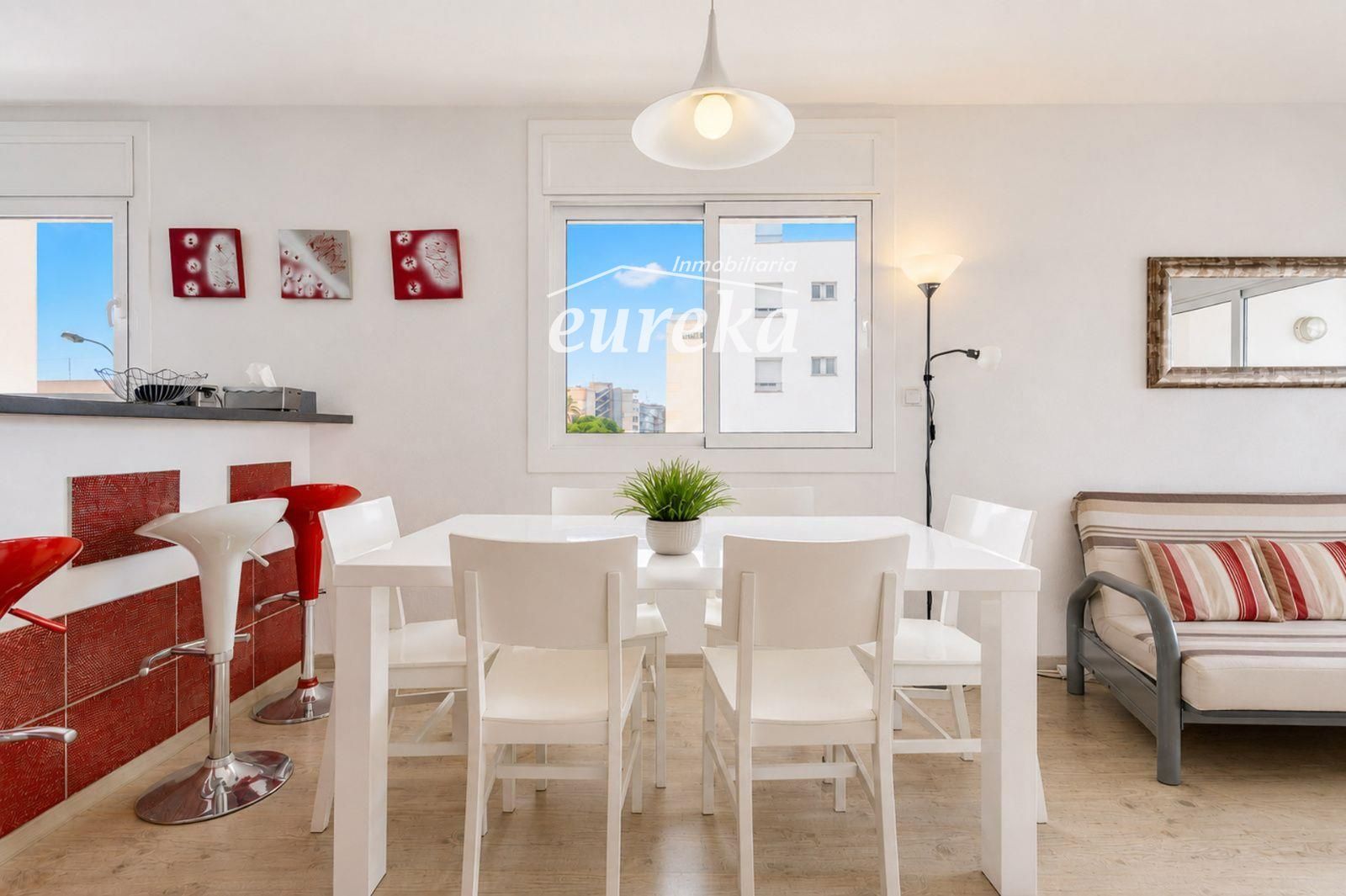 Tu rincón junto al mar en Roses: terraza con vistas al canal y parking privado