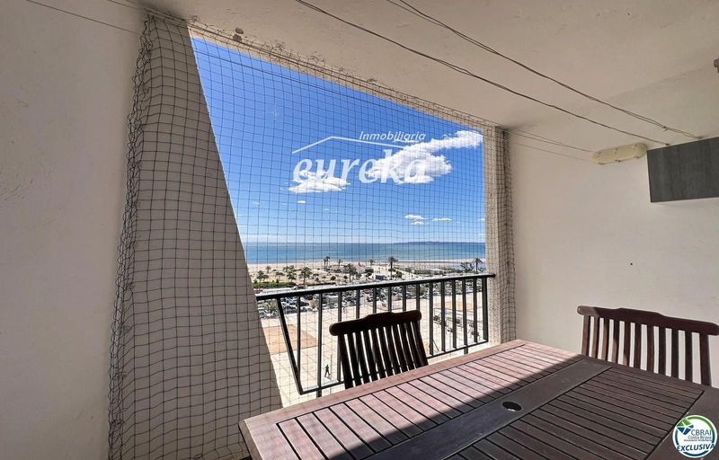 Flat for sale Empuriabrava, Girona. Ref: 2735. Agencia Eureka