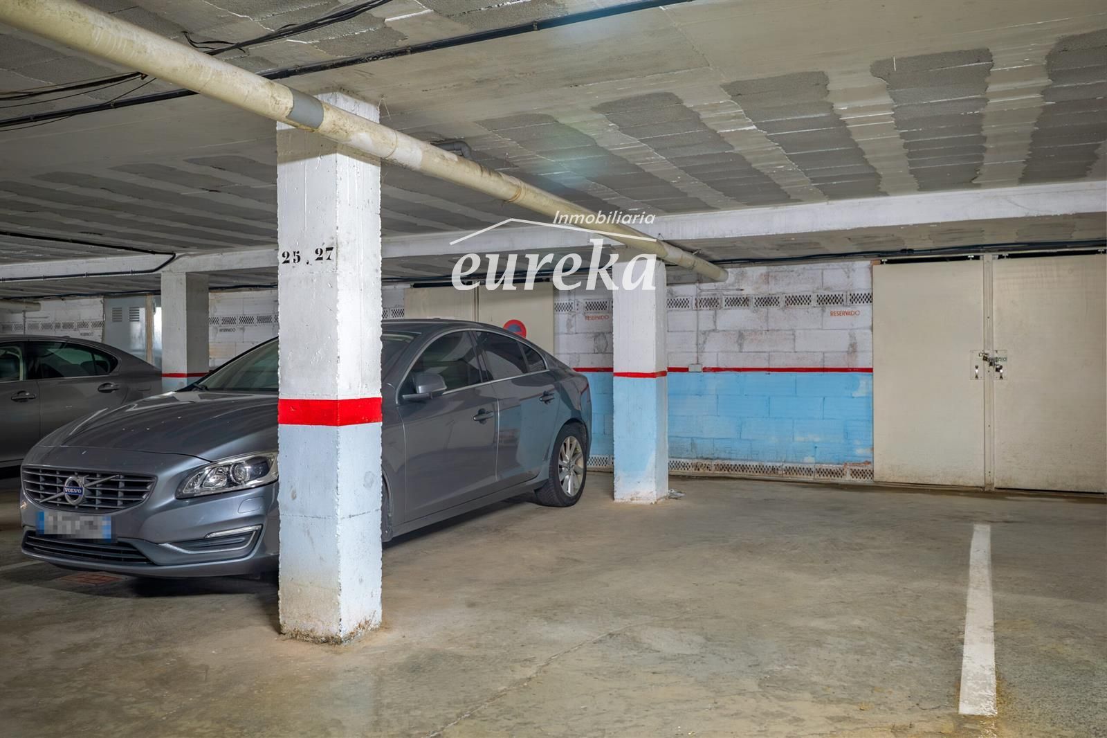 Apartament ubicat a tercera línia de mar amb piscina, jardí, i pàrquing - Foto 22