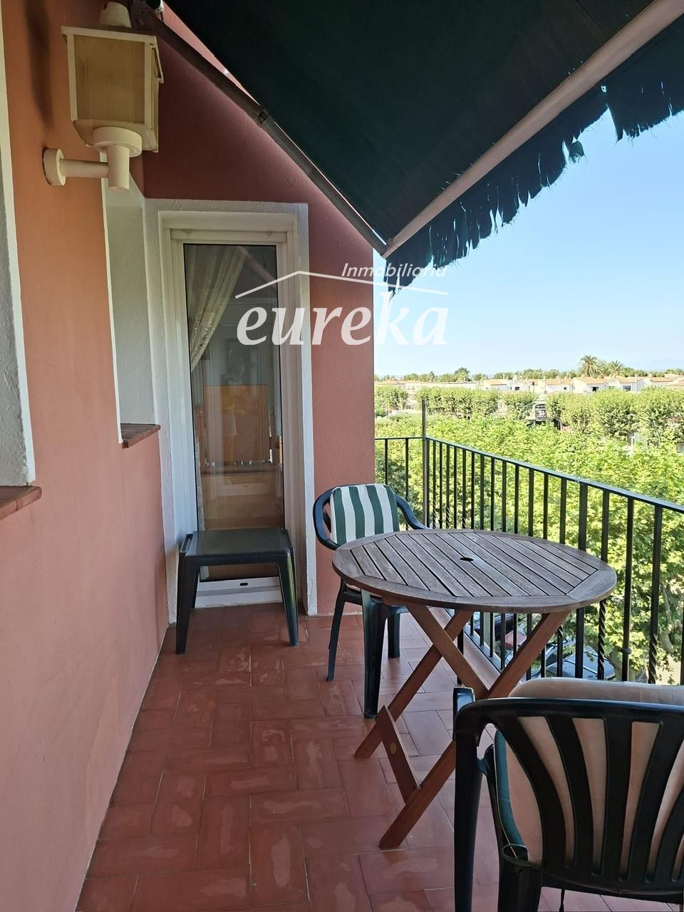 Apartament ubicat a tercera línia de mar amb piscina, jardí, i pàrquing - Foto 25