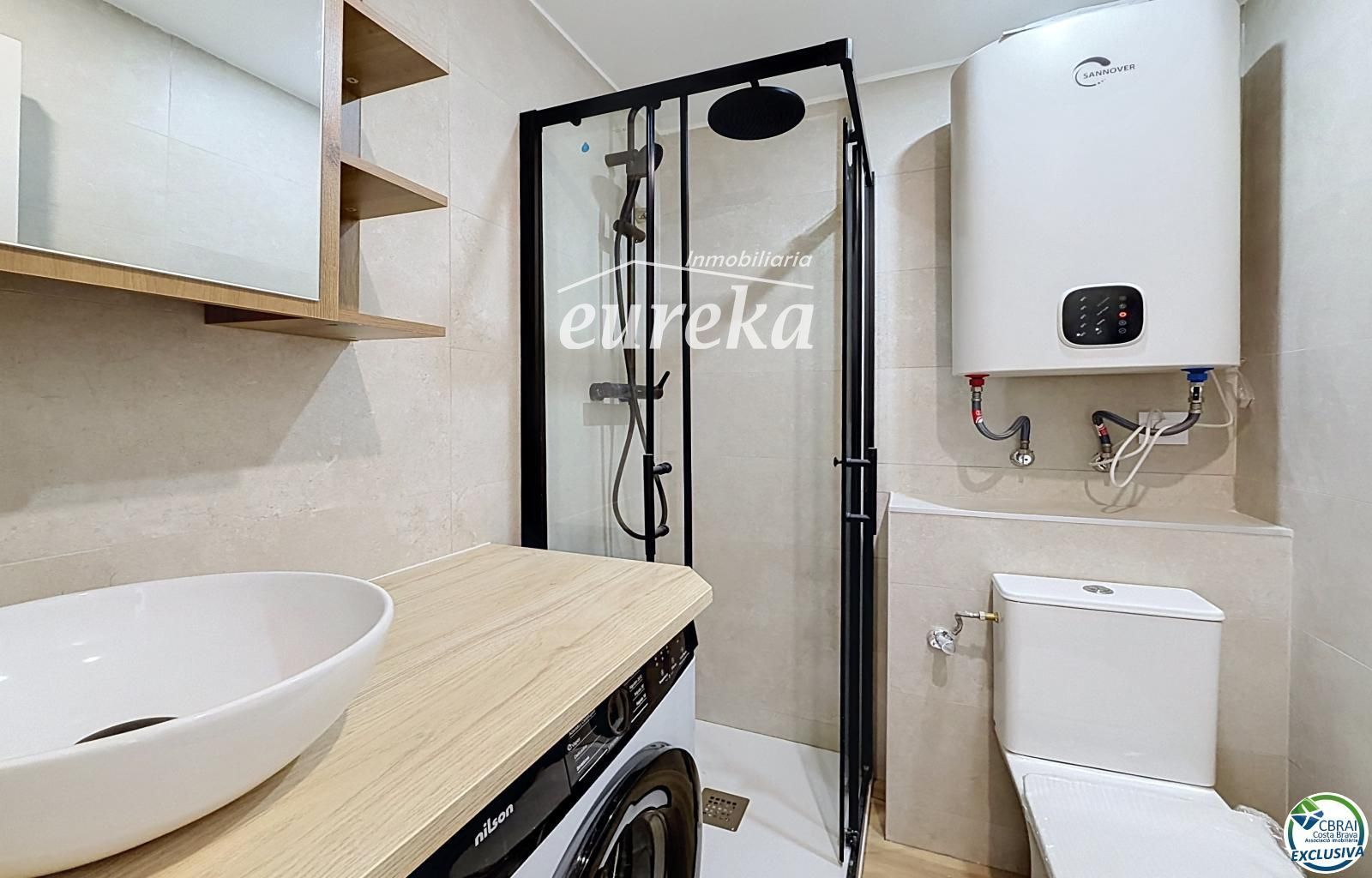 Apartamento en primera línea de mar en Empuriabrava - Foto 12