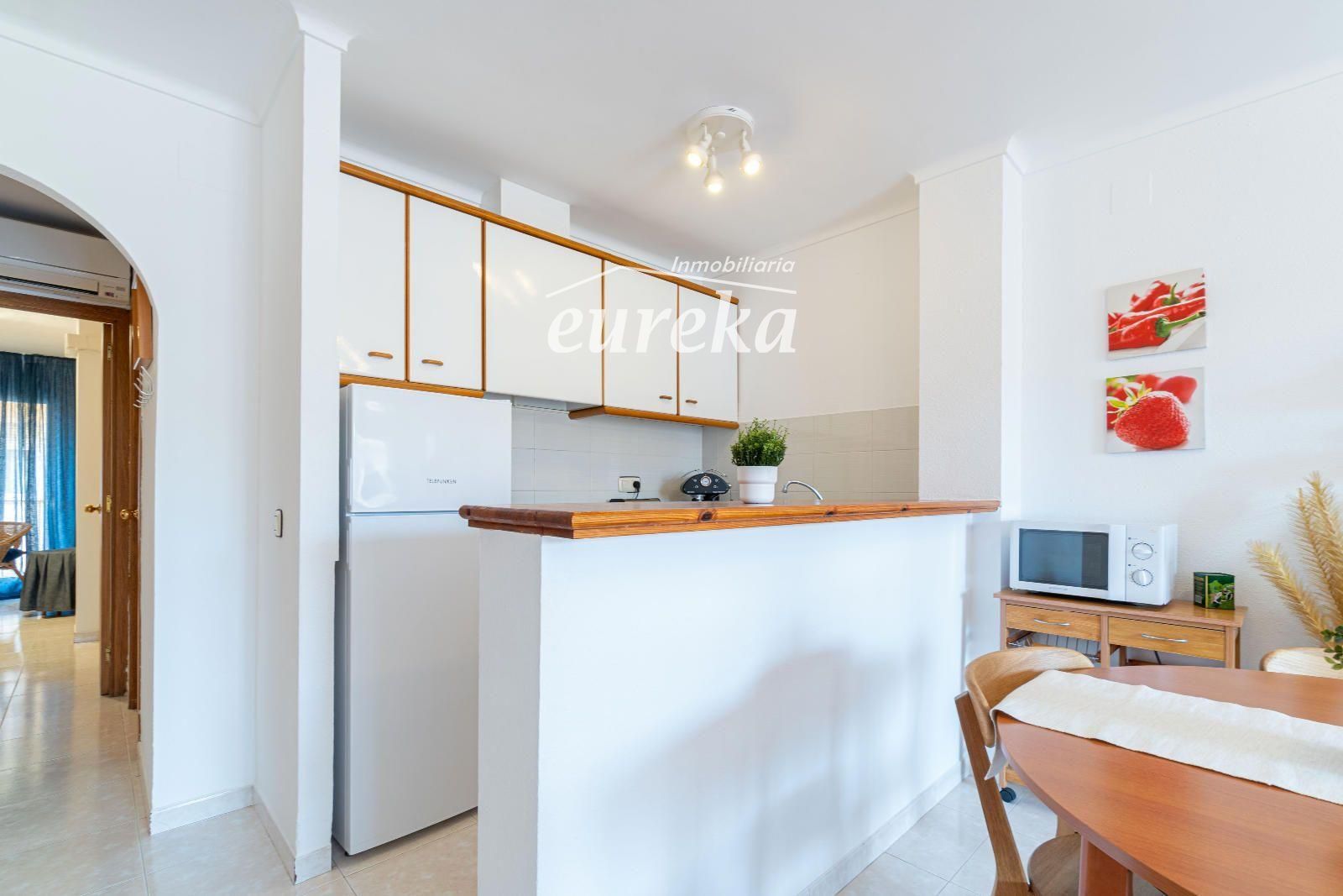 GRAN RESERVA Encantador apartamento a solo 50 metros de la playa, con piscinas, jardines comunitarios y licencia turística - Foto 8