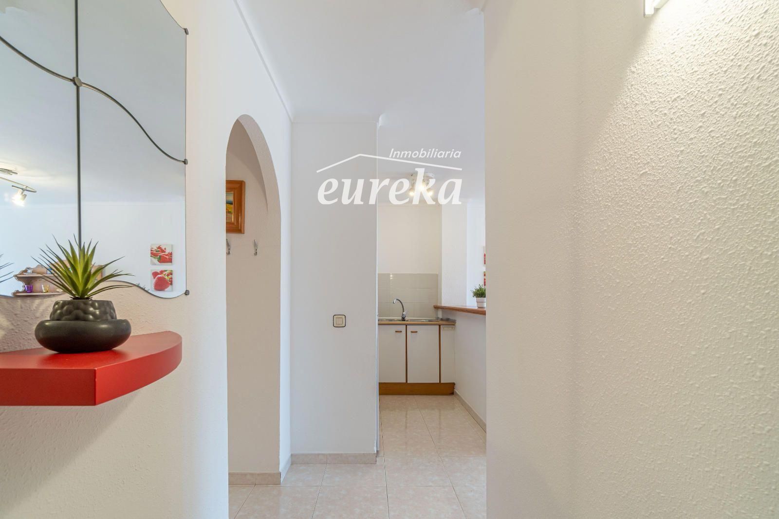 GRAN RESERVA Encantador apartamento a solo 50 metros de la playa, con piscinas, jardines comunitarios y licencia turística - Foto 10