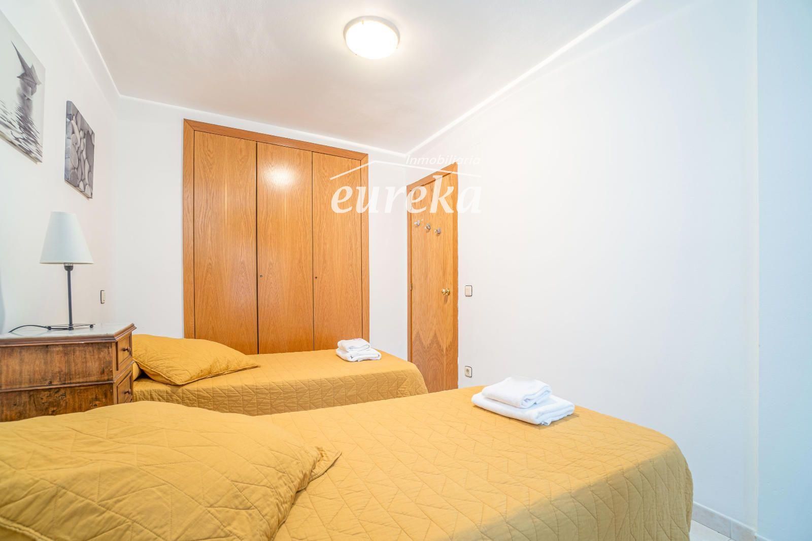 GRAN RESERVA Encantador apartamento a solo 50 metros de la playa, con piscinas, jardines comunitarios y licencia turística - Foto 15