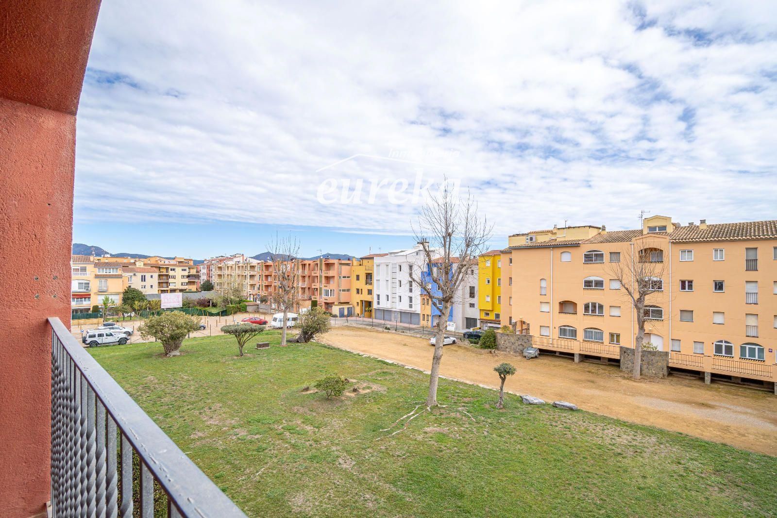 GRAN RESERVA Encantador apartamento a solo 50 metros de la playa, con piscinas, jardines comunitarios y licencia turística - Foto 18