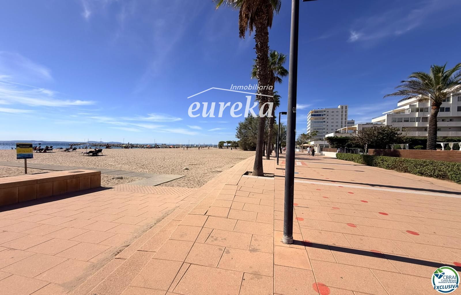 Primera línea, vistas espectaculares al mar, reformado. - Foto 48