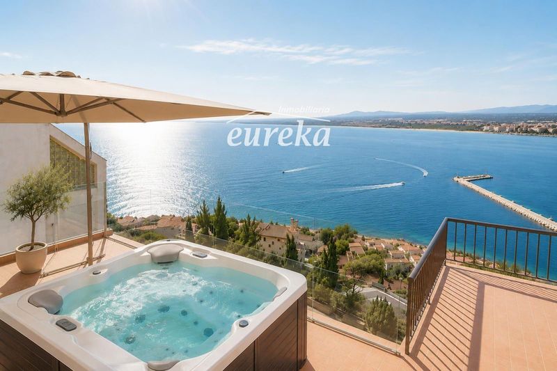 Chalet Independiente en venta Roses, Girona. Ref: 2764. Agencia Eureka