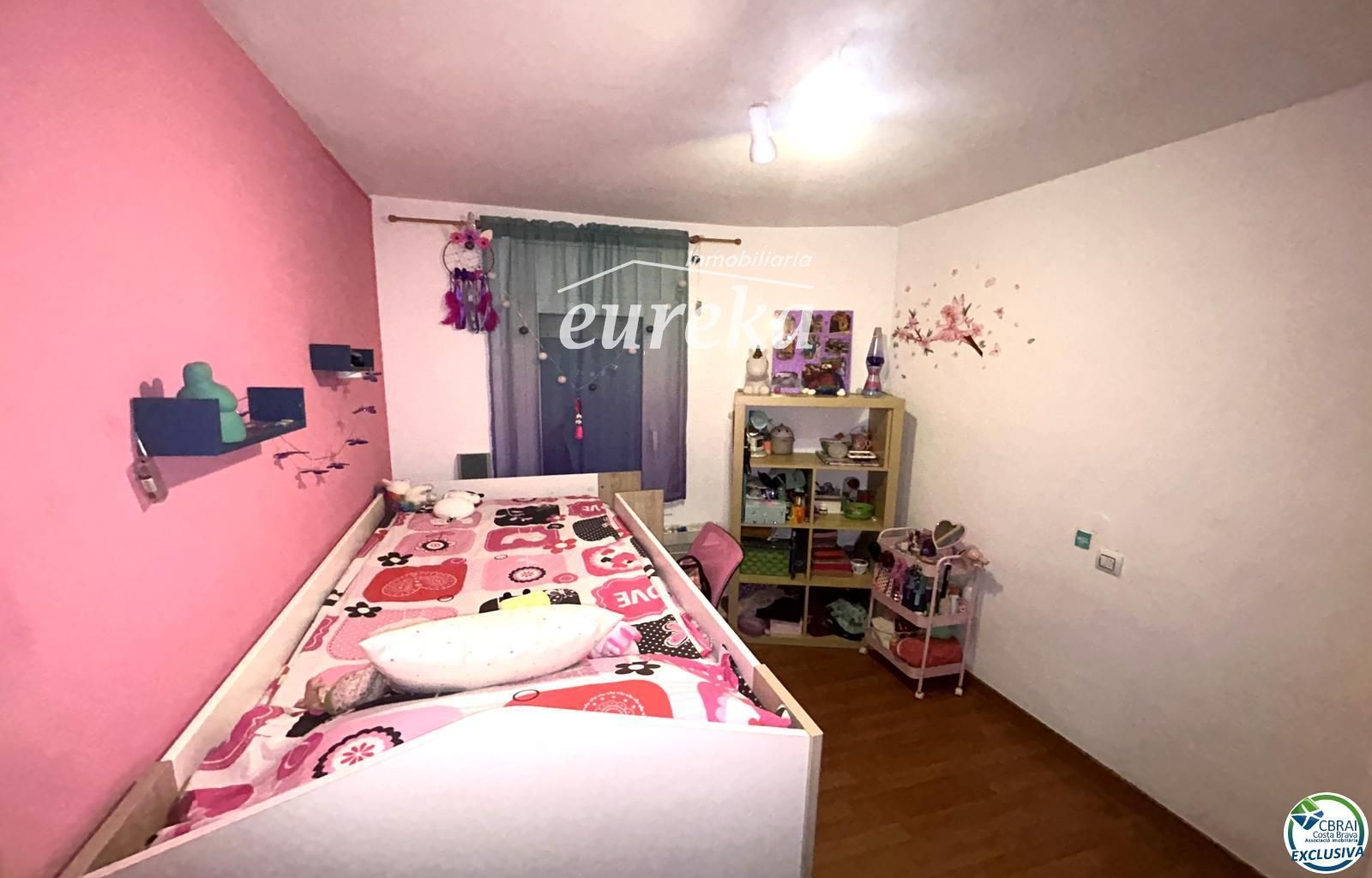 Piso reformado en el centro de Llançà, listo para entrar a vivir - Foto 17