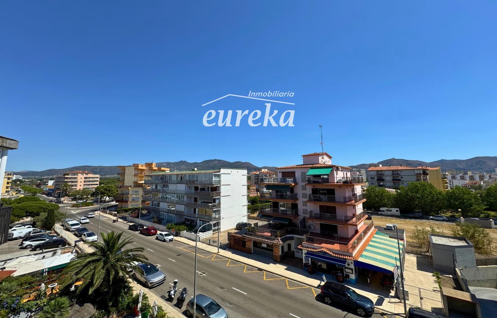 Apartamento luminoso con terraza — Última planta, Santa Margarita, Roses - Foto 4