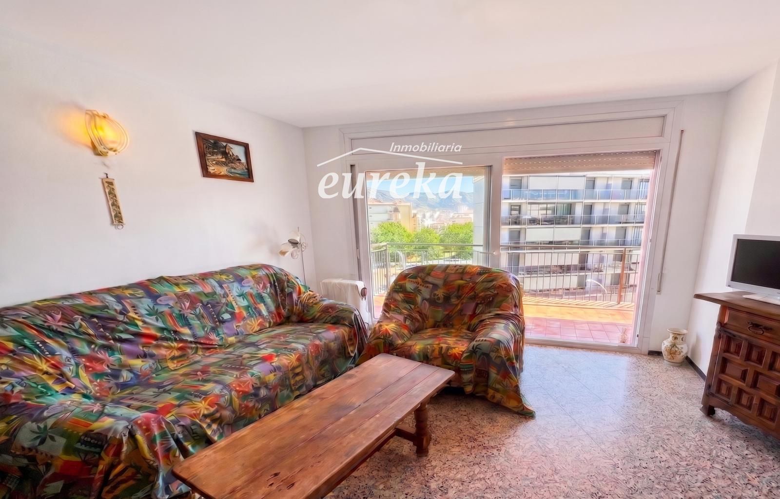 Apartamento luminoso con terraza — Última planta, Santa Margarita, Roses - Foto 9