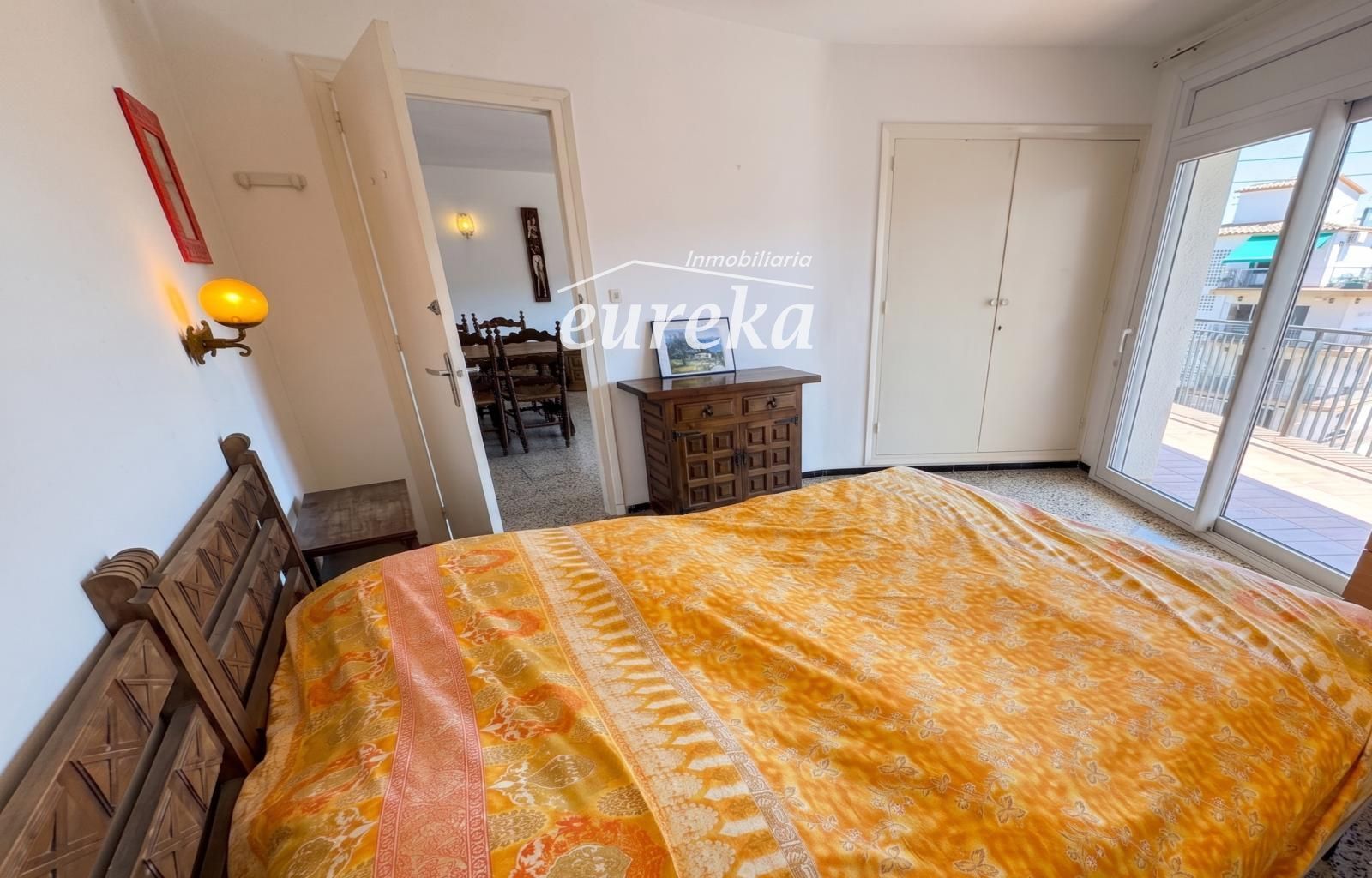 Apartamento luminoso con terraza — Última planta, Santa Margarita, Roses - Foto 13